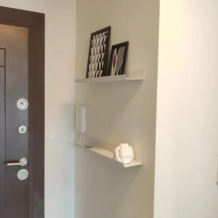 Beachfront Apartments, Sarafovo アパート