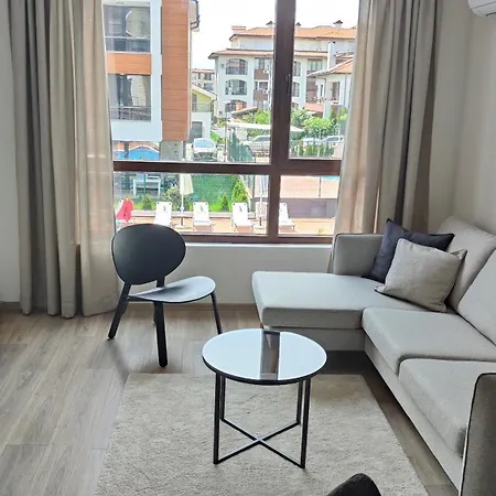 アパート Beachfront Apartments, Sarafovo ブルガス